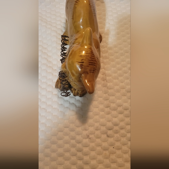 Brown  ceramic  cat figurine - Picture 3 of 5